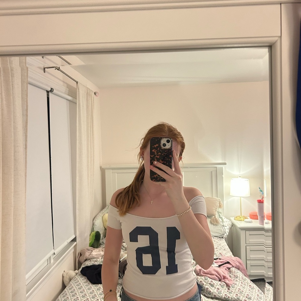 Brandy 16 number top
